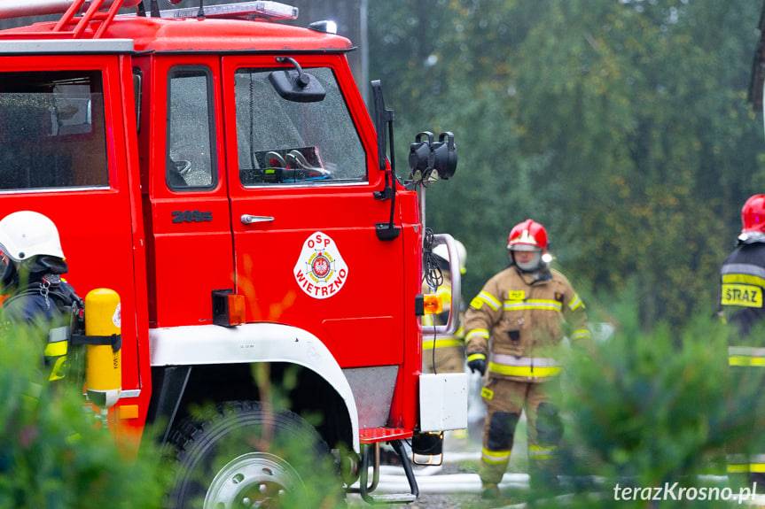 Pożar w budynku gospodarczym w Wietrznie