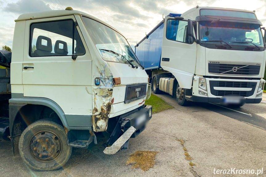 Zderzenie ciężarówek w Krościenku Wyżnym