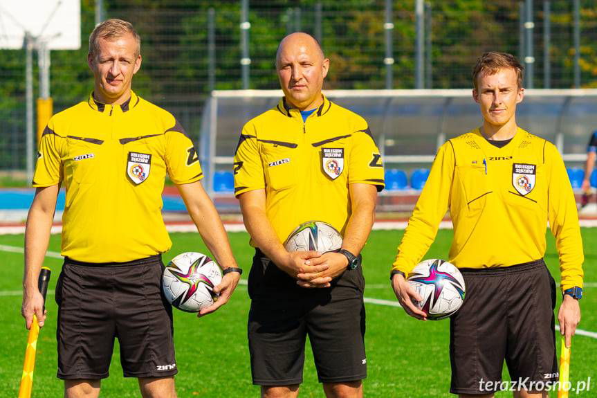 Iwełka Iwla gromi Błękitnych Żeglce 