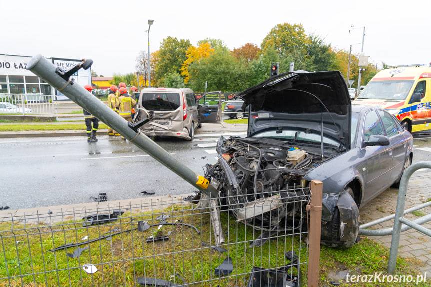 Zderzenie samochodów na Podkarpackiej w Krośnie