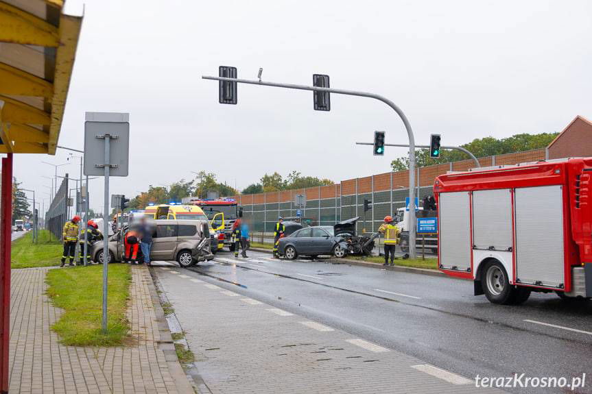 Zderzenie samochodów na Podkarpackiej w Krośnie