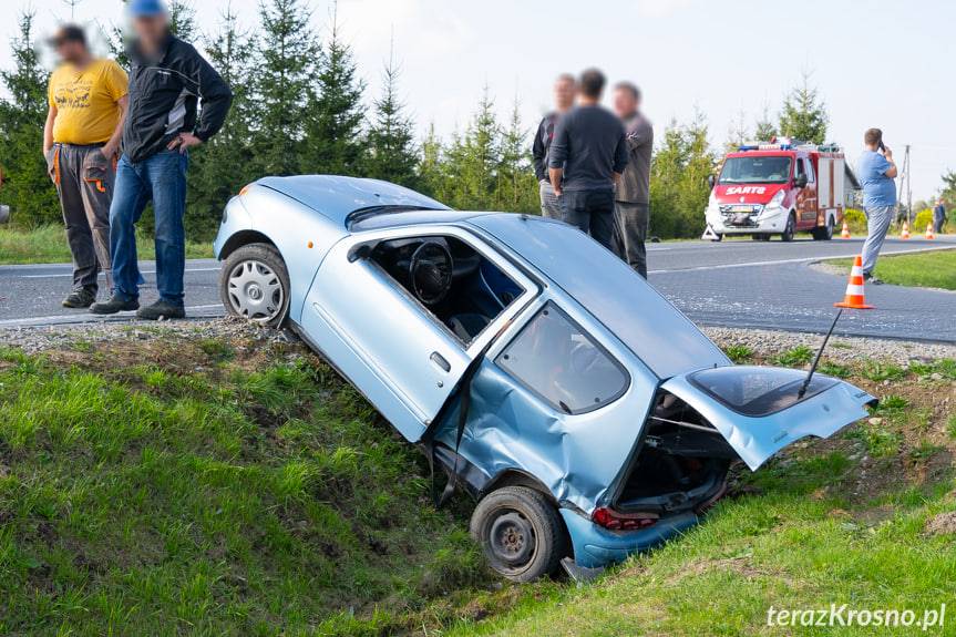 Zderzenie mitsubishi i fiata w Bajdach