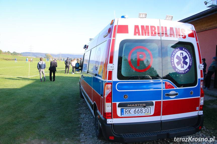 Karetka na stadionie w Iskrzyni