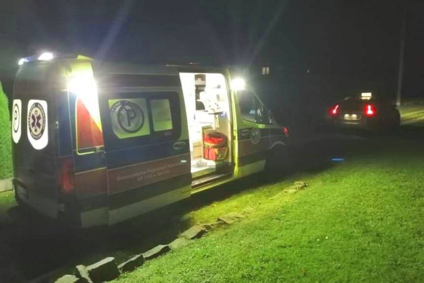 REGION. Policjanci pomogli mężczyźnie, który leżał na drodze