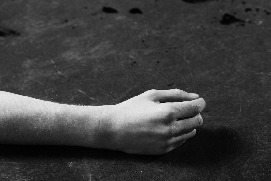 REGION. Ciało 49-latka w rowie