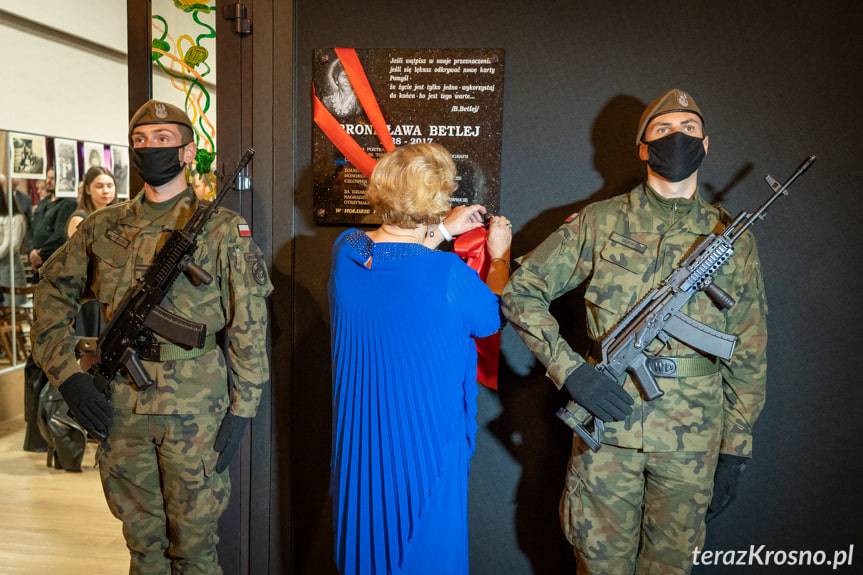 Uroczystość z okazji nadania imienia Bronisławy Betlej Gminnemu Ośrodkowi Kultury w Jedliczu