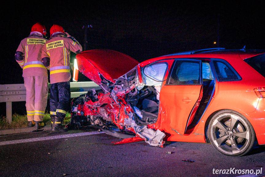 Wypadek na DK19, zderzenie 3 samochodów