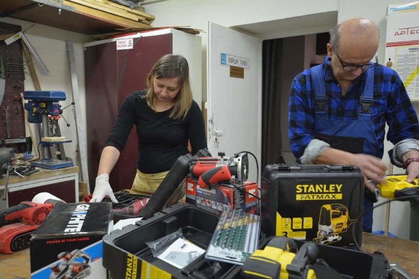 Nowe sprzęty w pracowni konserwatorskiej w Muzeum Rzemiosła