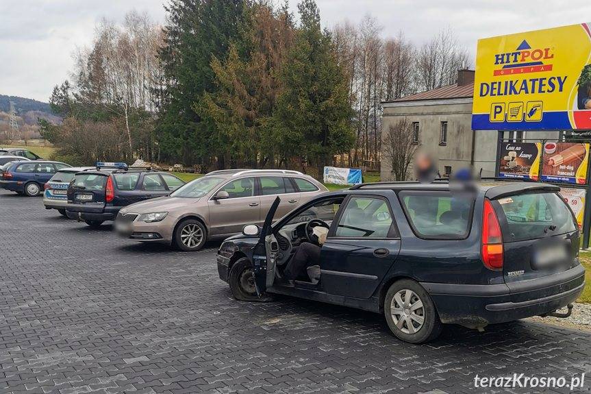 Zderzenie osobówek w Bajdach