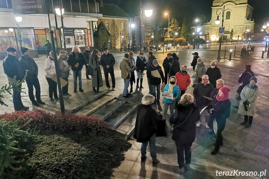 Manifestacja przed sądem w Krośnie