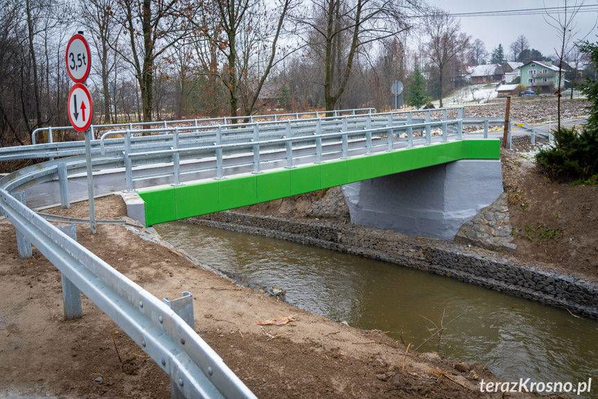 Ważny i oczekiwany. W Głowience otwarto wyremontowany most nad Lubatówką