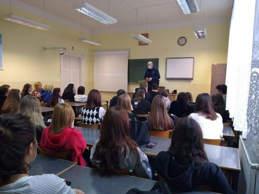 O cyberprzemocy i bezpieczeństwie