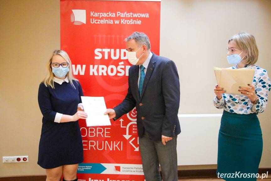 W KPU w Krośnie rozdano stypendia im. Stanisława Pigonia