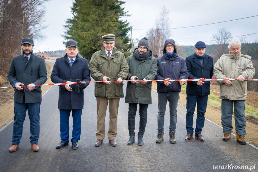 Wyremontowany odcinek drogi powiatowej w Rzepniku oficjalnie otwarty