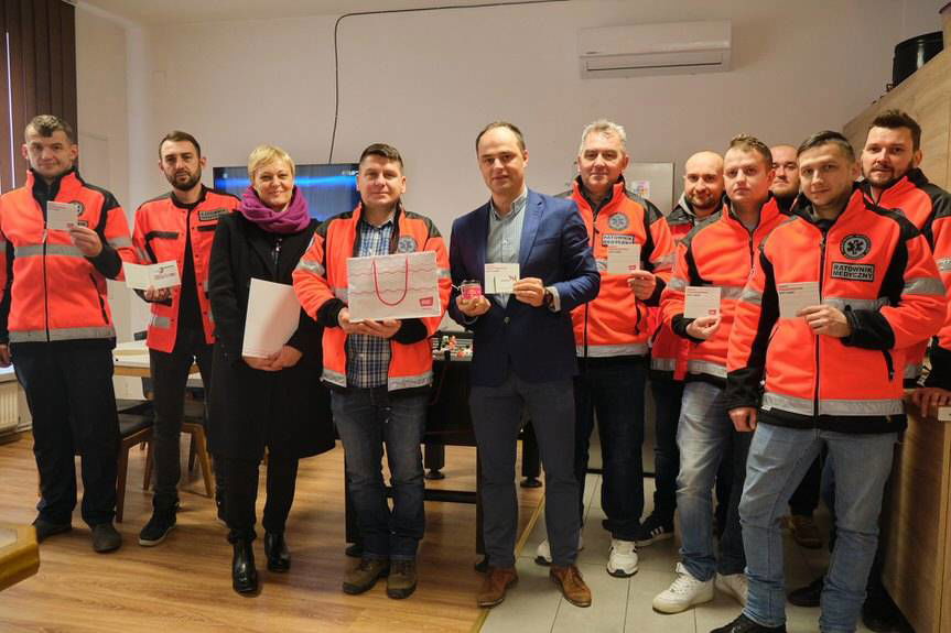 Upominki dla ratowników od VIVO! Krosno 