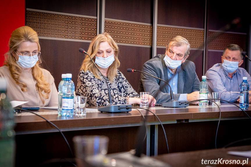 Gorąca dyskusja w Starostwie Powiatowym w Krośnie