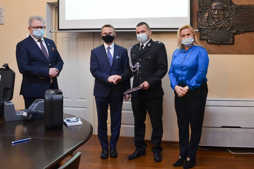 Wsparcie dla strażaków z OSP Rogi