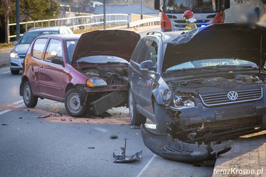 Zderzenie na Niepodległości, jedna osoba w szpitalu