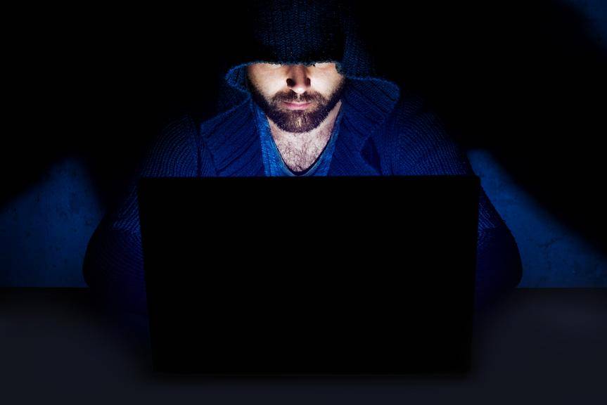 Prowokacja małżeństwa. W tle pornografia dziecięca