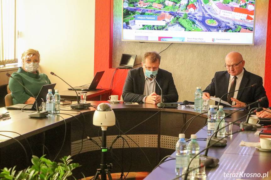 Nocna i świąteczna opieka medyczna. Czy mieszkańcy Krosna i powiatu mają luksus?