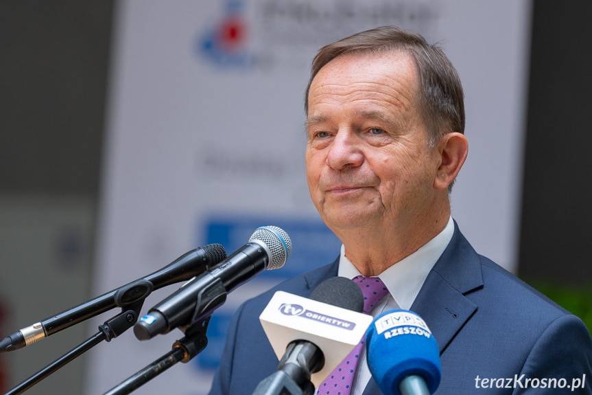 Marszałek Władysław Ortyl zakażony koronawirusem