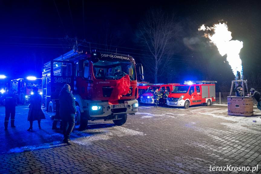 OSP Głowienka przywitała nowy samochód