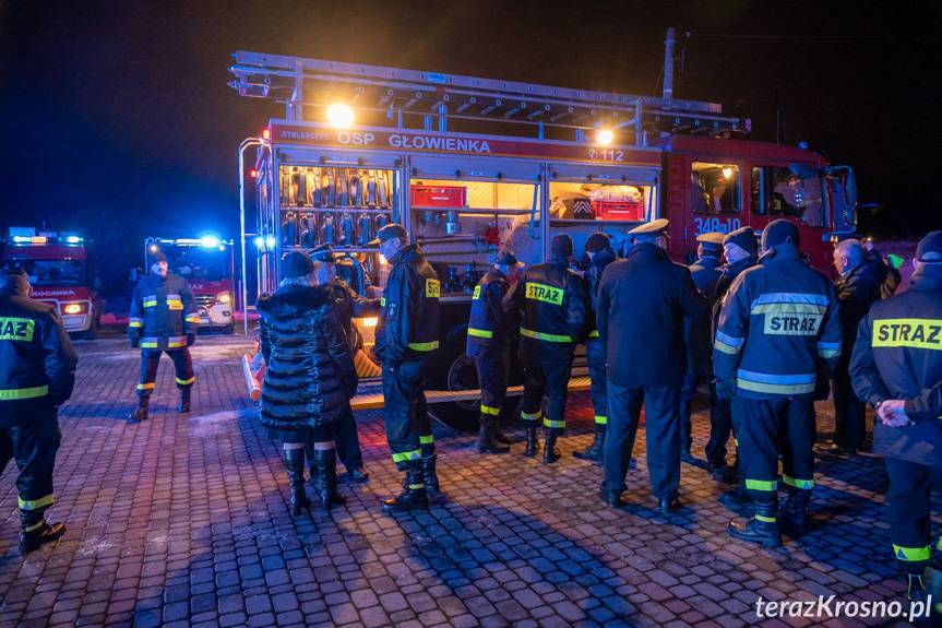 OSP Głowienka przywitała nowy samochód