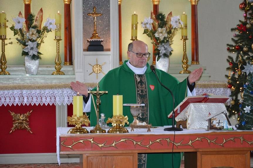 Ksiądz przekazał tacę na WOŚP. Orkiestrę wspiera od lat