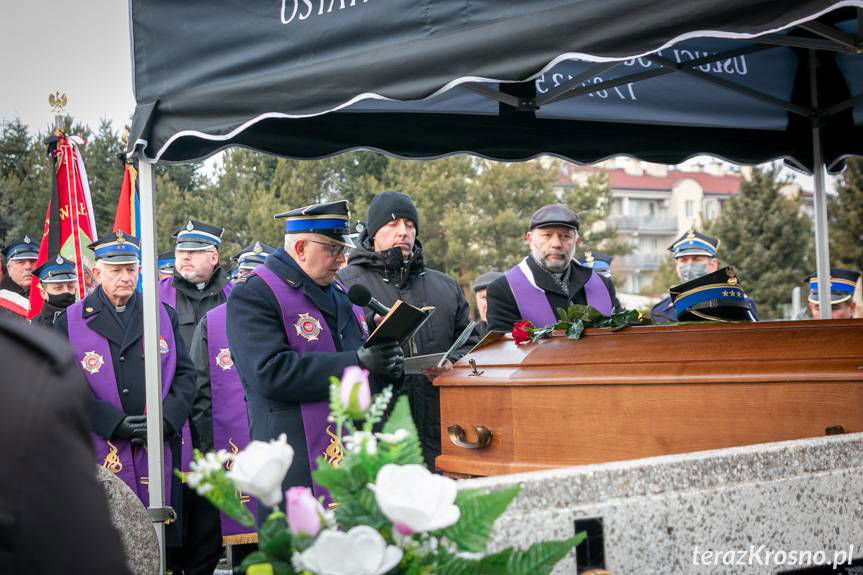 Wozem strażackim w ostatnią drogę. Pogrzeb st. bryg. w st. spocz. Władysława Pelczara