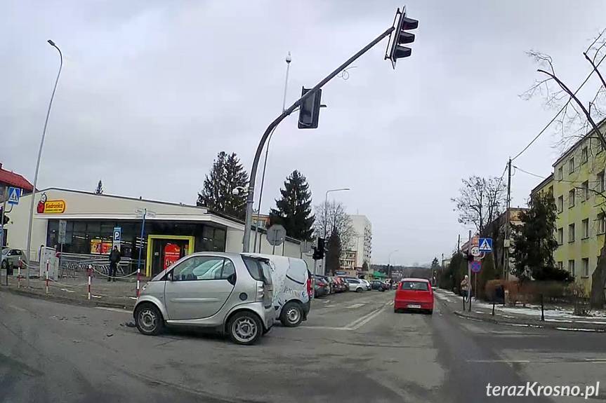 Zderzenie na skrzyżowaniu w Krośnie