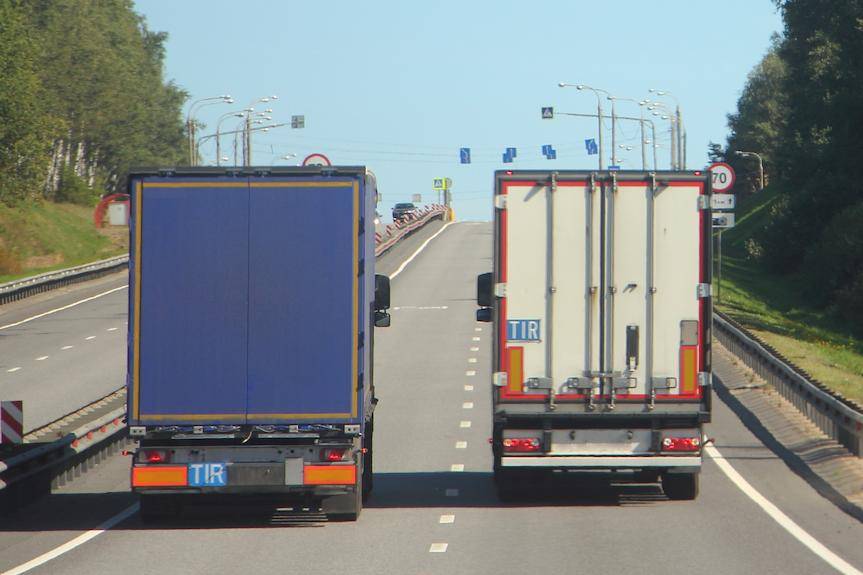 Krosno. Wysokie mandaty dla kierowcy ciężarówki i pijanego rowerzysty