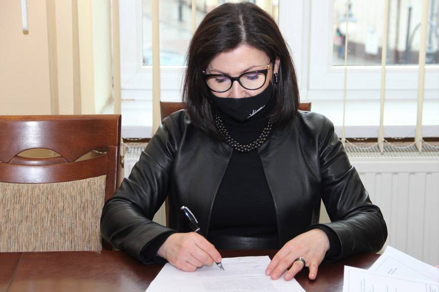 Inwestycje kolejowe w gminie Jedlicze. Podpisano wstępne porozumienia