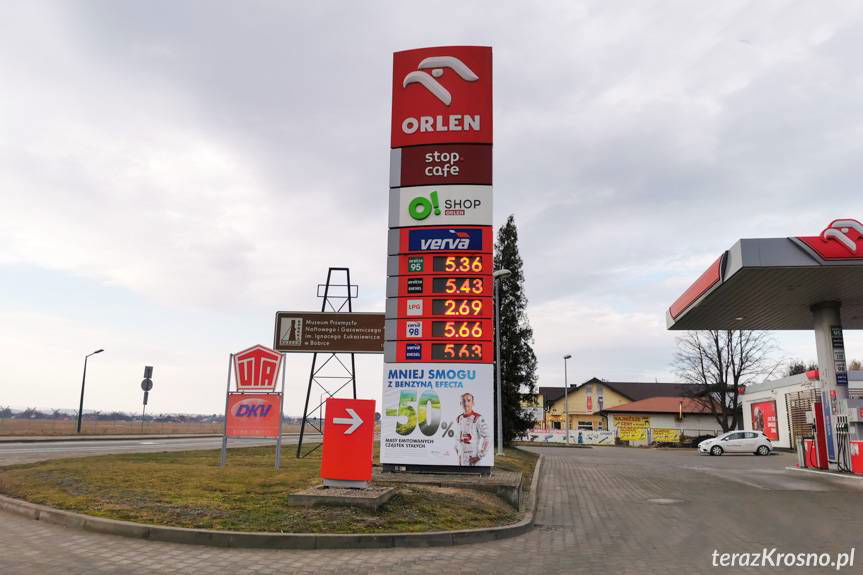 Ceny paliw w Krośnie po obniżce VAT znów idą w górę