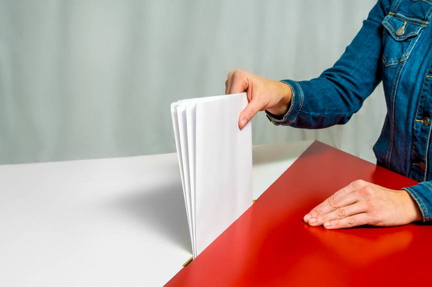 Urzędnik wyborczy poszukiwany