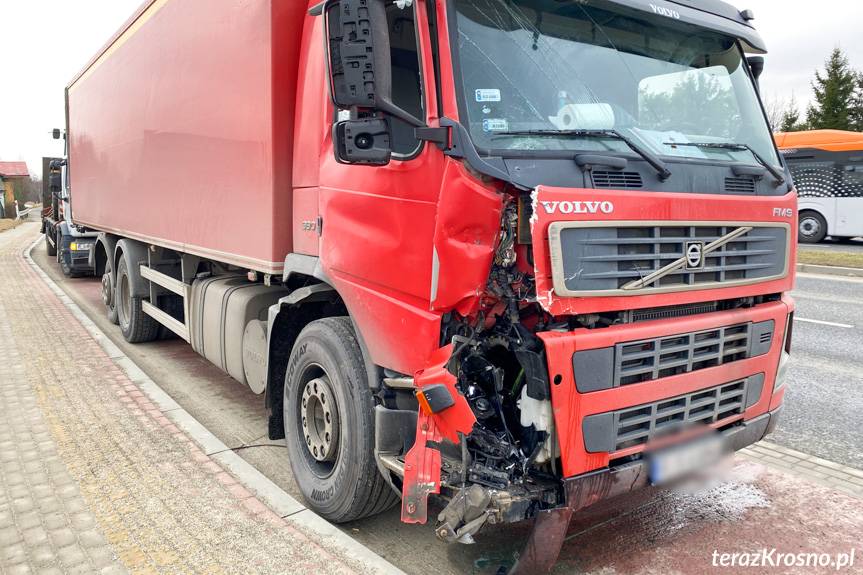 Zderzenie dwóch pojazdów na Jana Pawła w Krośnie