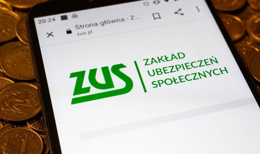 ZUS: pierwsze zwaloryzowane świadczenia na kontach emerytów