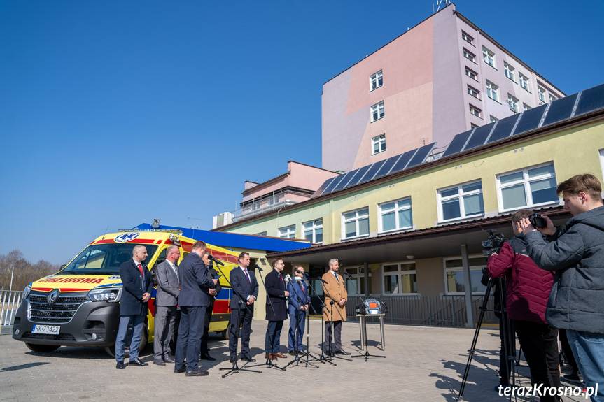 Nowa karetka w szpitalu w Krośnie