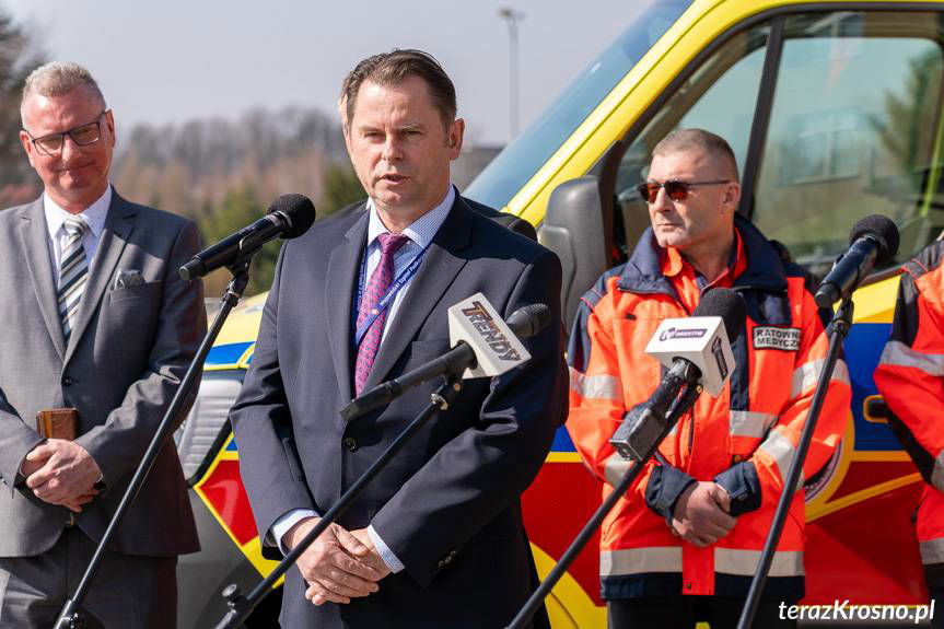 Nowa karetka w szpitalu w Krośnie