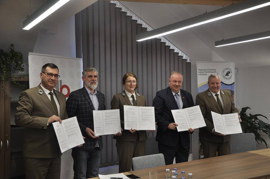 Lasy Państwowe wspierają remonty mostów