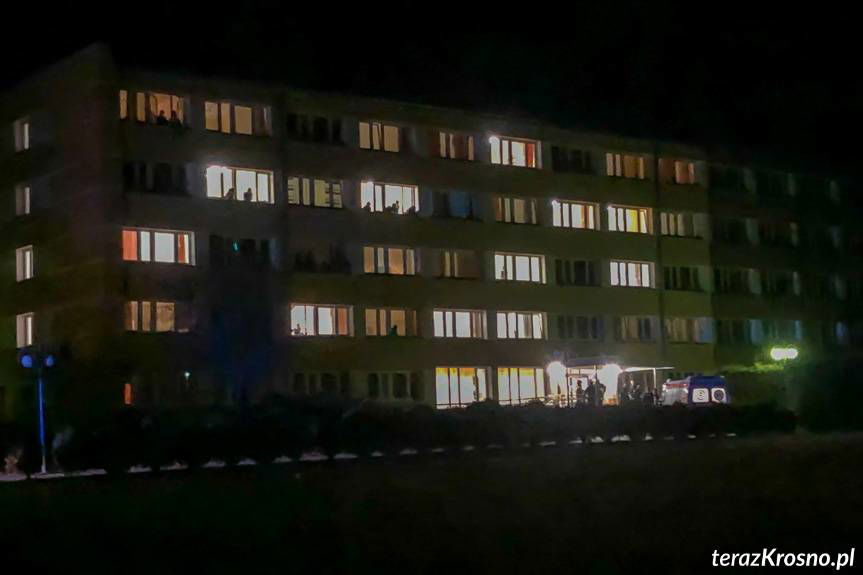 Nastolatek wypadł z okna internatu w Iwoniczu