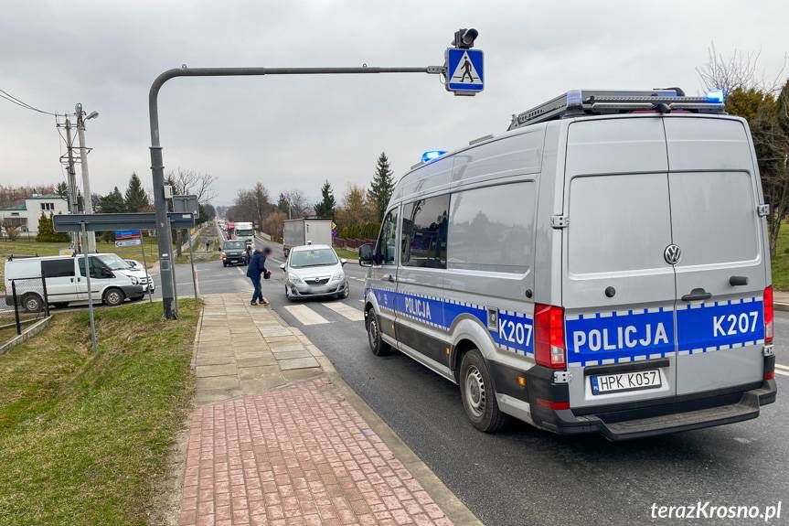 Zderzenie opla z fordem w Miejscu Piastowym