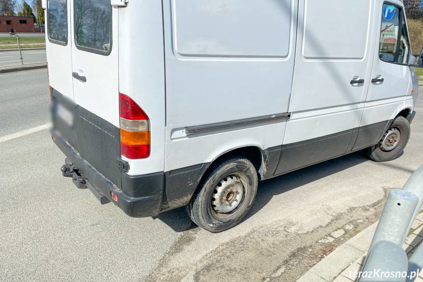 Kolizja na Podkarpackiej, zderzenie toyoty z mercedesem