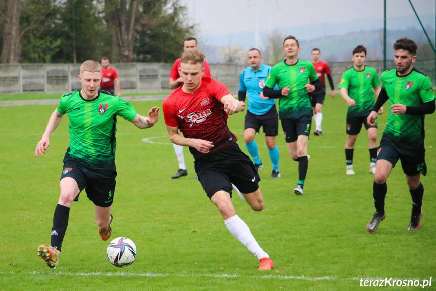 Karetka na stadionie w Rymanowie