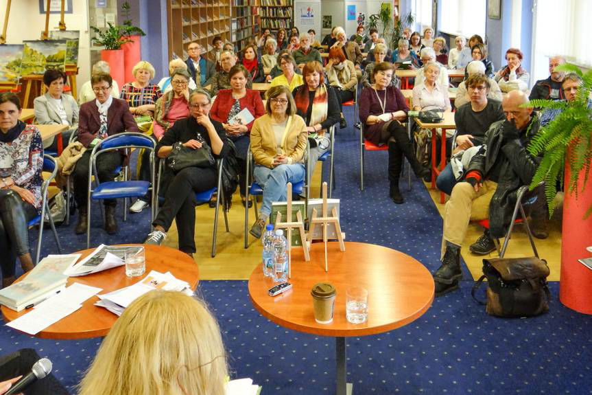 O polsko-żydowskich korzeniach i miłości do Beskidu - Monika Sznajderman w KBP