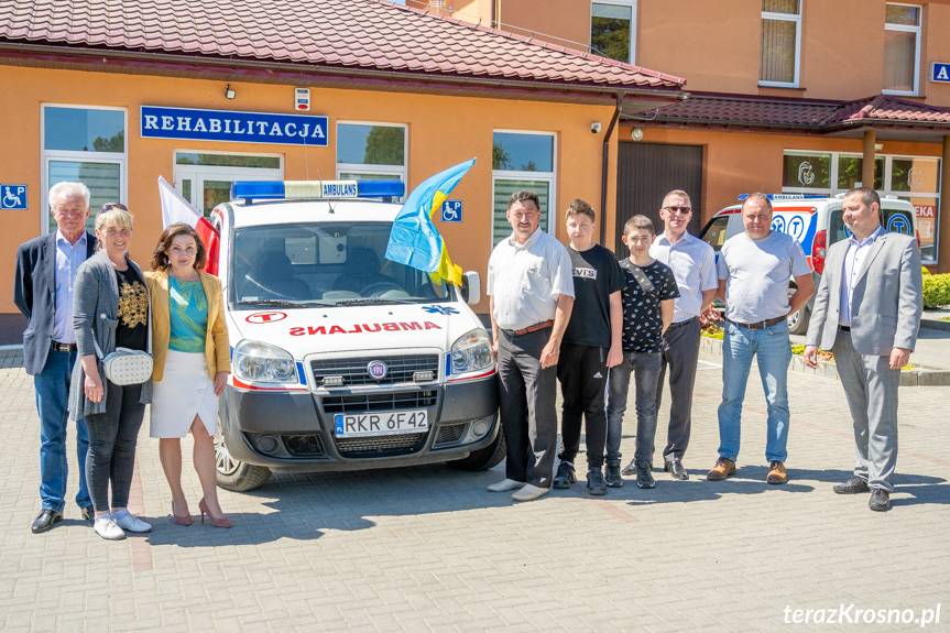 Karetka z Jedlicza trafiła na Ukrainę