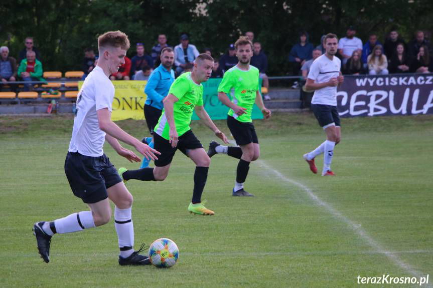 Klimkówka wygrała sąsiedzką bitwę w Iwoniczu