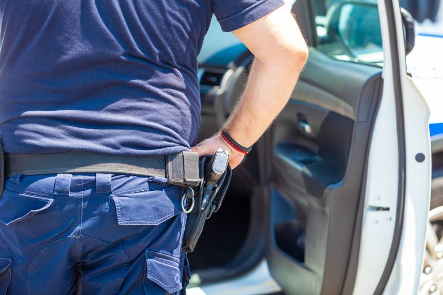 Jechali na podwójnym gazie, wpadli podczas kontroli