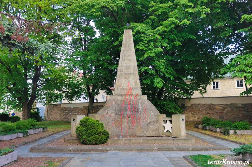 Chcą przeniesienia cmentarza żołnierzy Armii Czerwonej w Krośnie