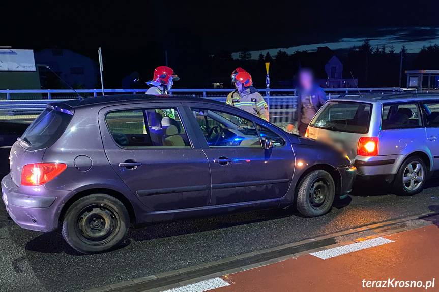 Kolizja dwóch samochodów na Podkarpackiej