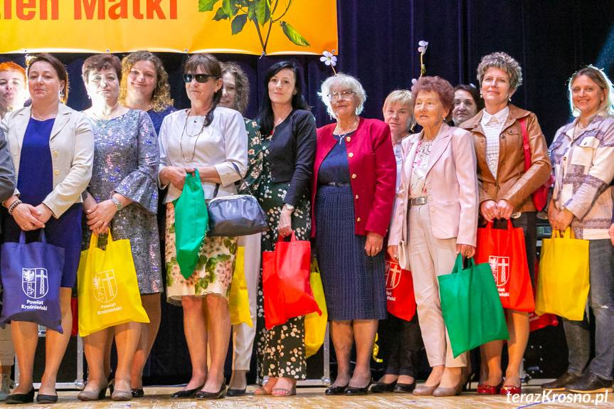 Powiatowy Dzień Matki w Rymanowie